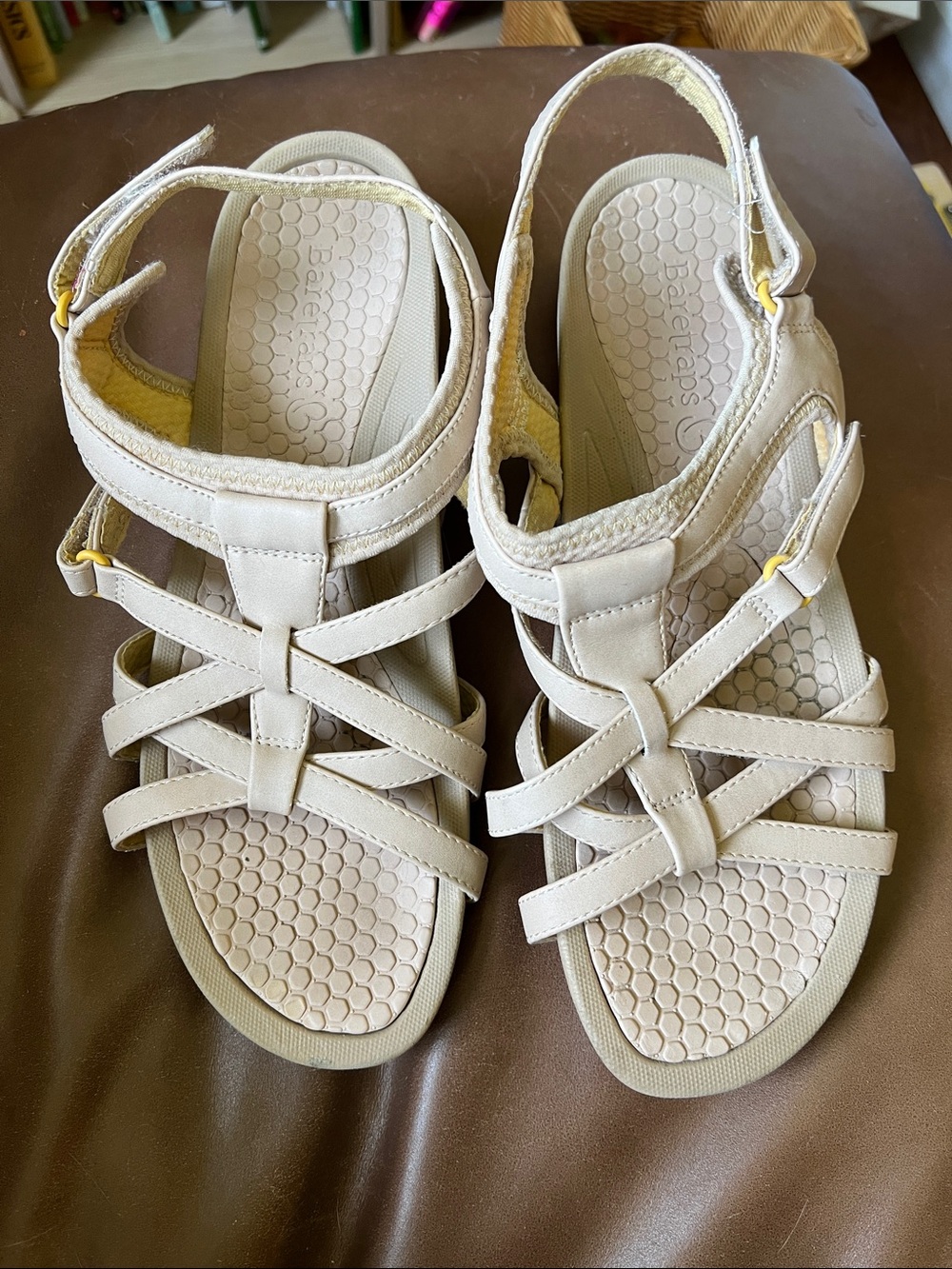 BareTraps Cream Strappy Casual Sandals size 10